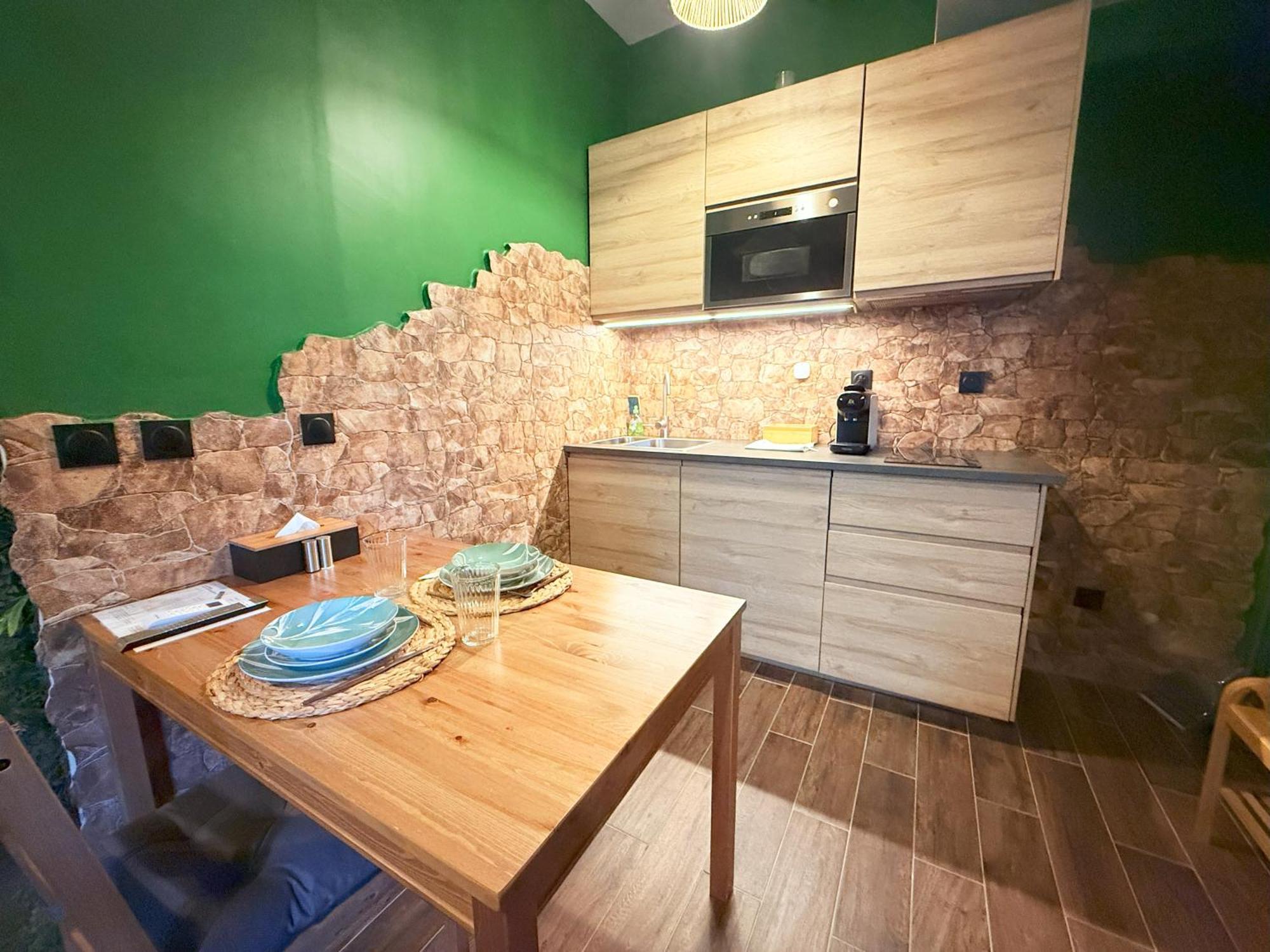 נרבון Narbnb - Jungle Suite - Jacuzzi - Centre - Clim מראה חיצוני תמונה